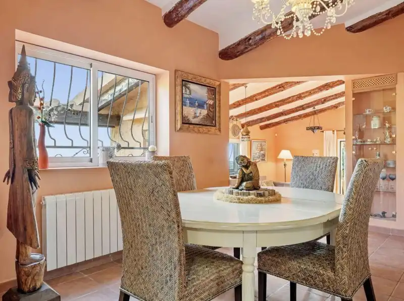 Comedor de Casa o chalet en venta en Roda de Berà con Aire acondicionado, Terraza y Piscina