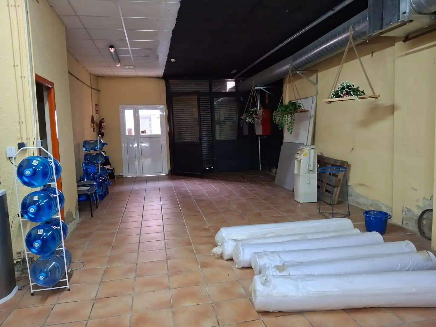 Business premises for sale in Carrer UMBRIA, imagen 5