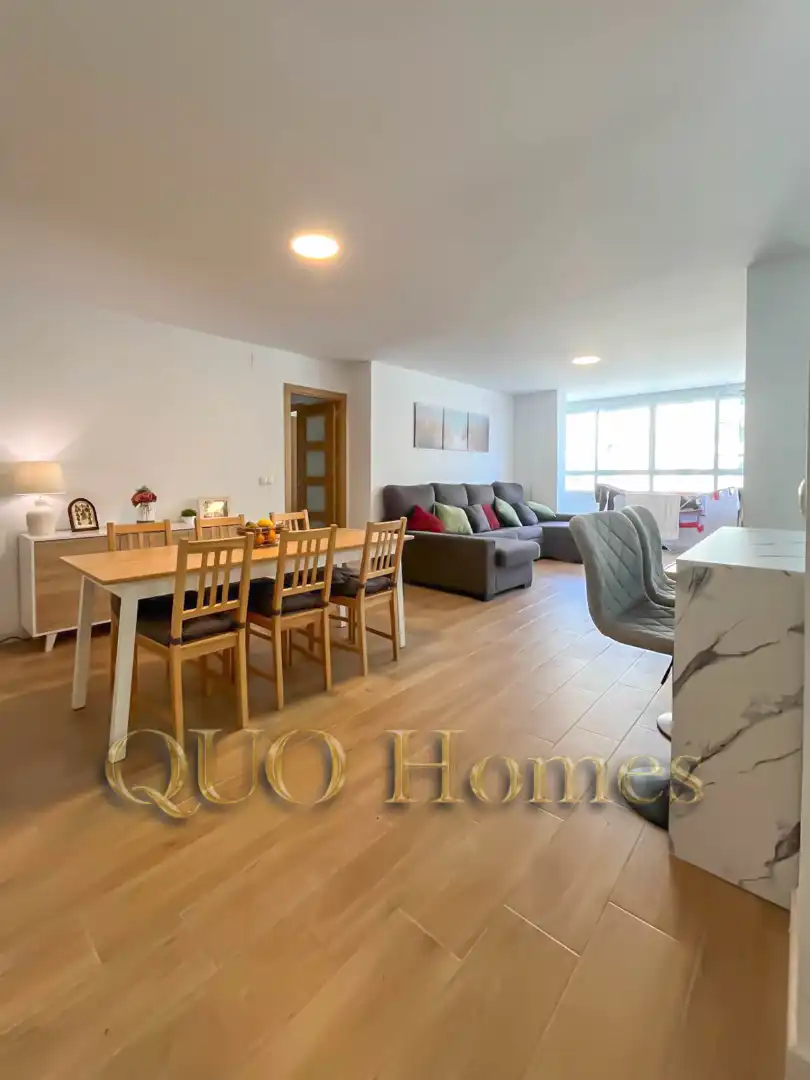 Sala de estar de Piso en venta en Jerez de la Frontera con Aire acondicionado, Trastero y Balcón