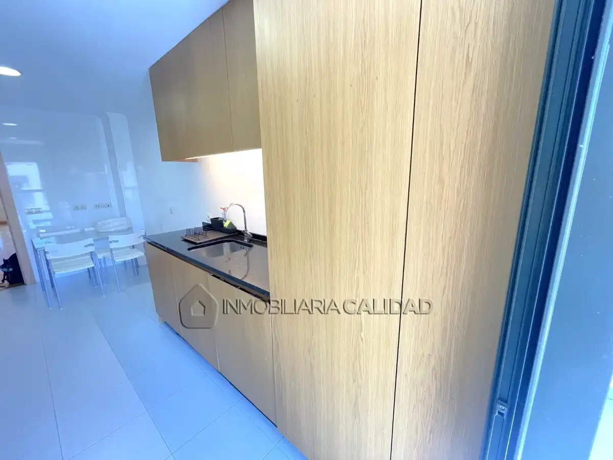 Cocina de Piso en venta en Burgos con Calefacción, Terraza y Trastero