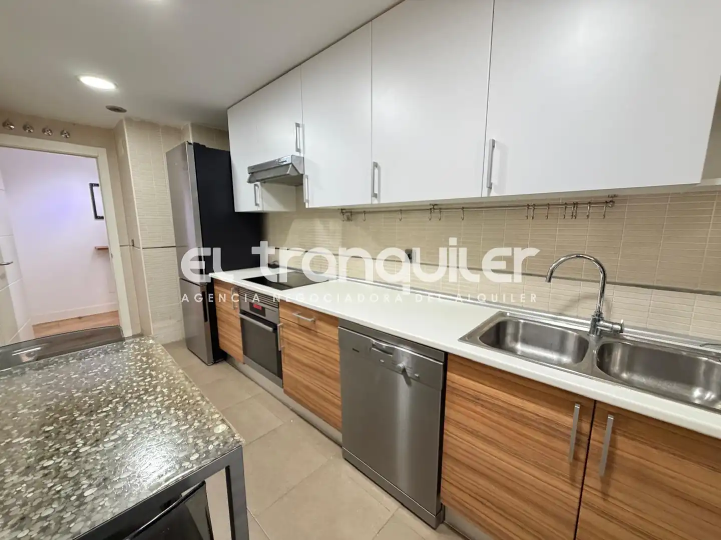 Flat with pool to rent in Calle Cristobal Colon, imagen 5