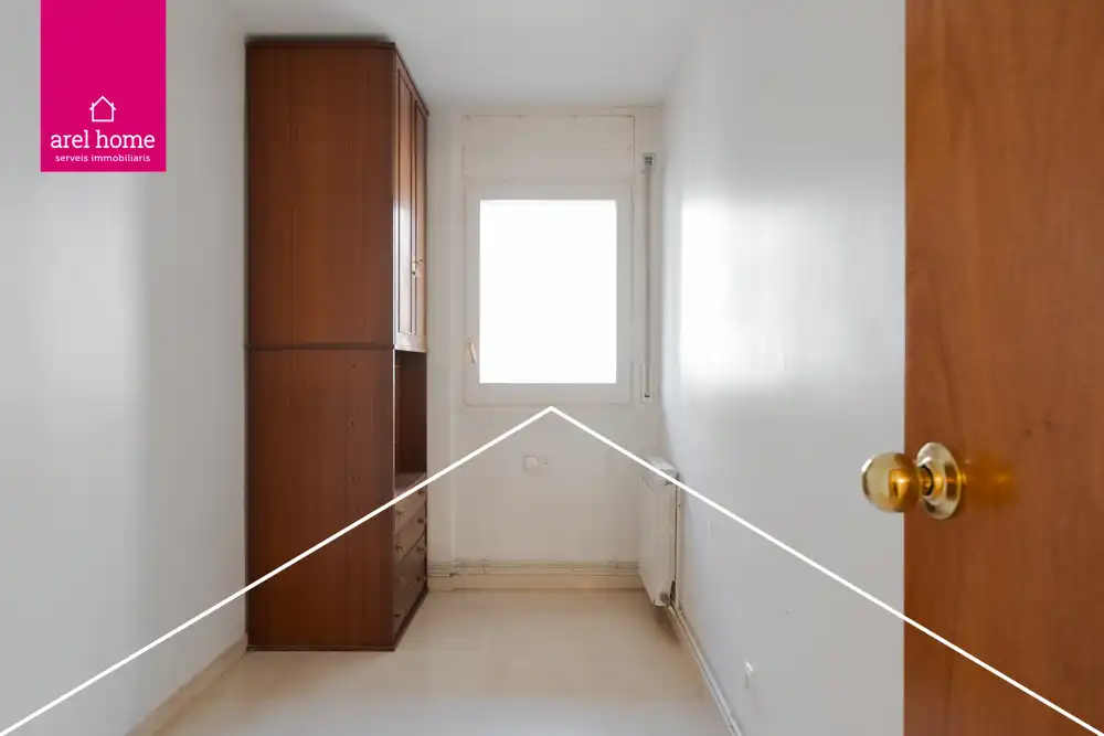 Habitación de Piso en venta en Esplugues de Llobregat con Aire acondicionado, Calefacción y Terraza