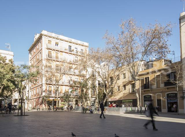 Local comercial en Alquiler en El Putget i el Farró