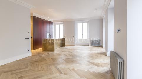 Foto 3 de Apartamento en venta en Hortaleza, Justicia - Chueca, Madrid