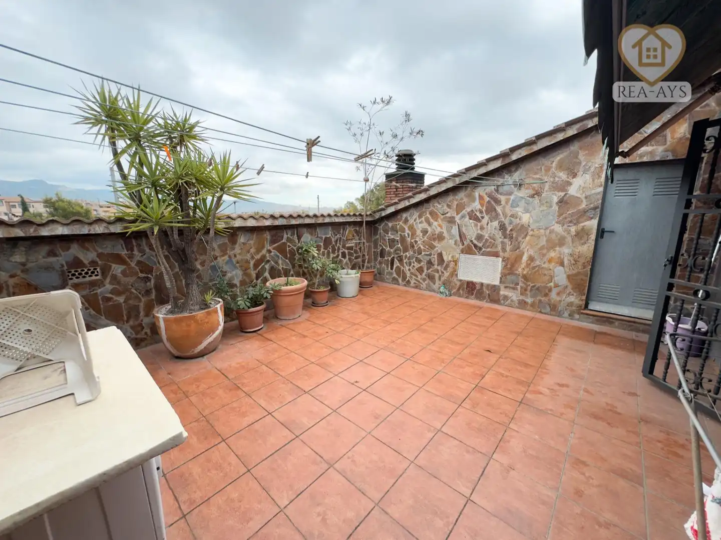 Terrace of Houses for sale in Sant Vicenç Dels Horts  with Air Conditioner, Private garden and Terrace