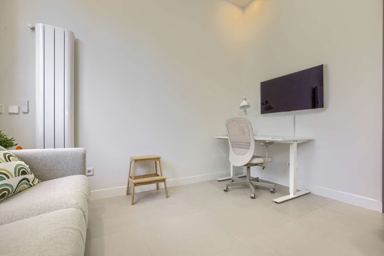 Sala d'estar de Estudi per a compartir en  Madrid Capital amb Aire condicionat, Terrassa i Moblat