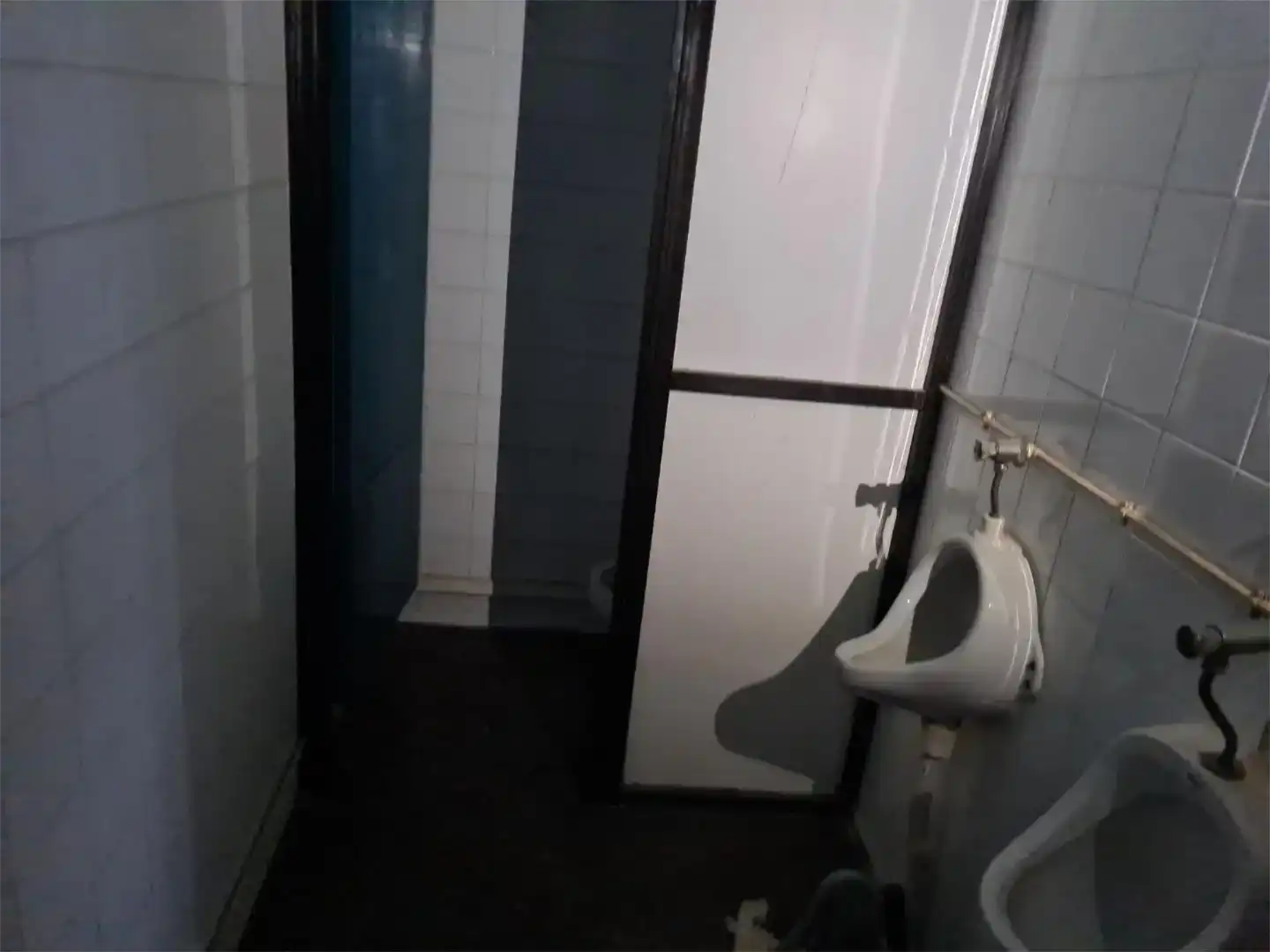 Badezimmer von Geschaftsraum zur Miete in A Cañiza  
