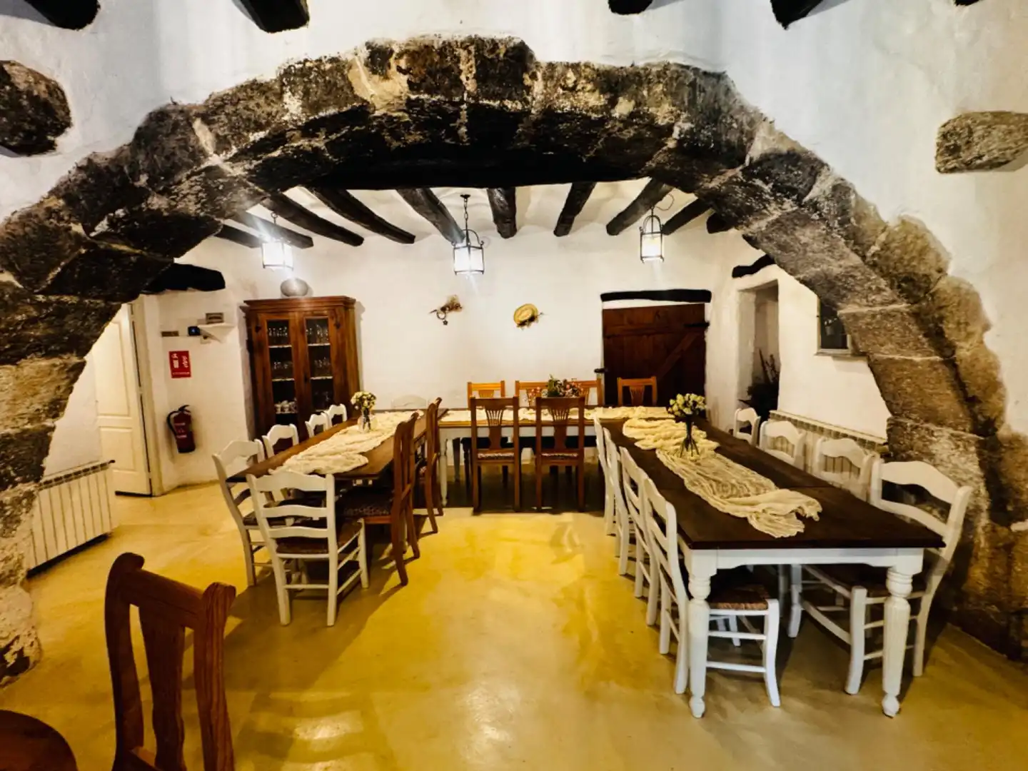 Comedor de Finca rústica en venta en Sant Sadurní d'Anoia con Aire acondicionado, Calefacción y Jardín privado