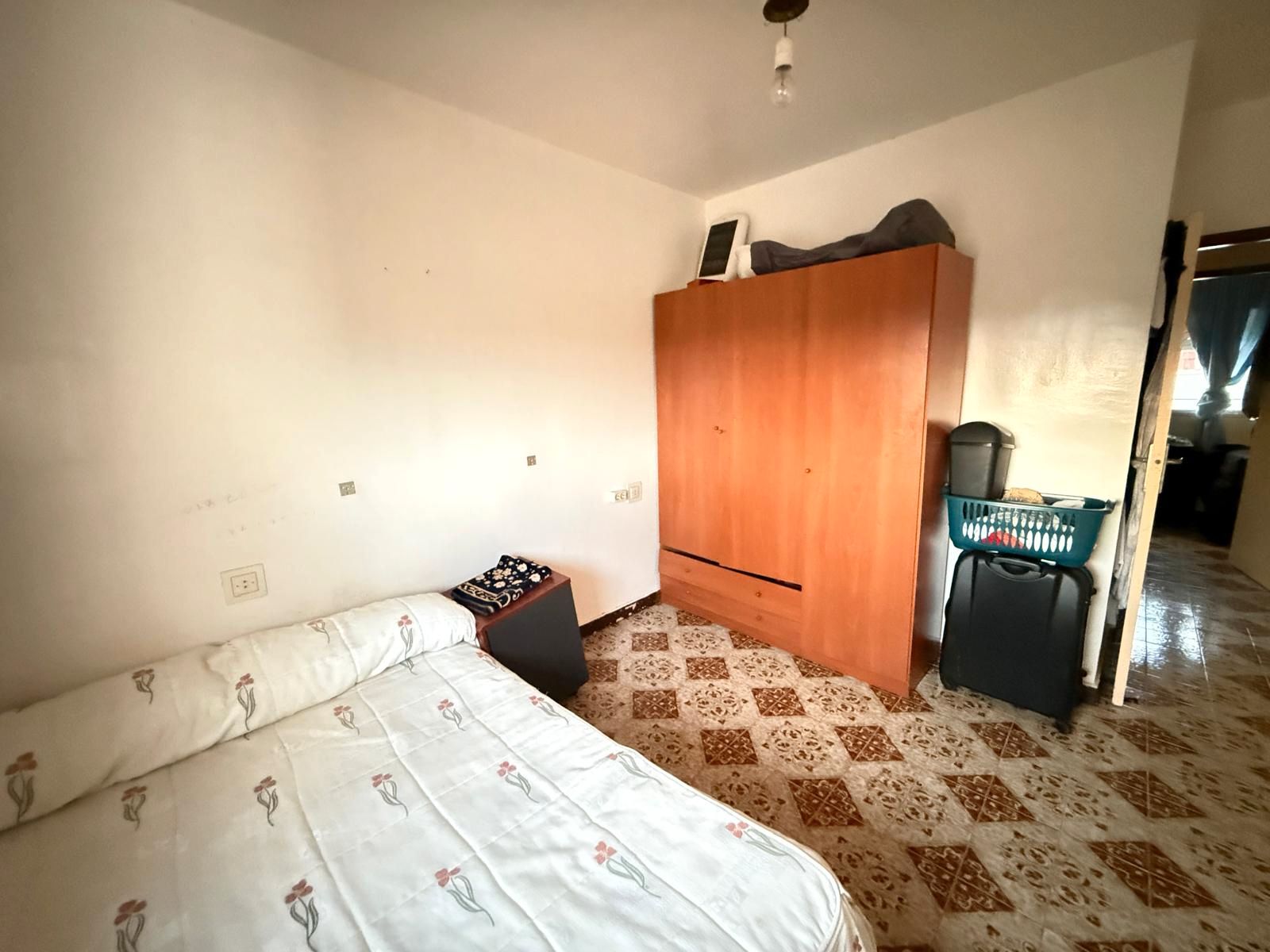 Dormitori de Pis en venda en San Roque amb Moblat, Rentadora i Balcó