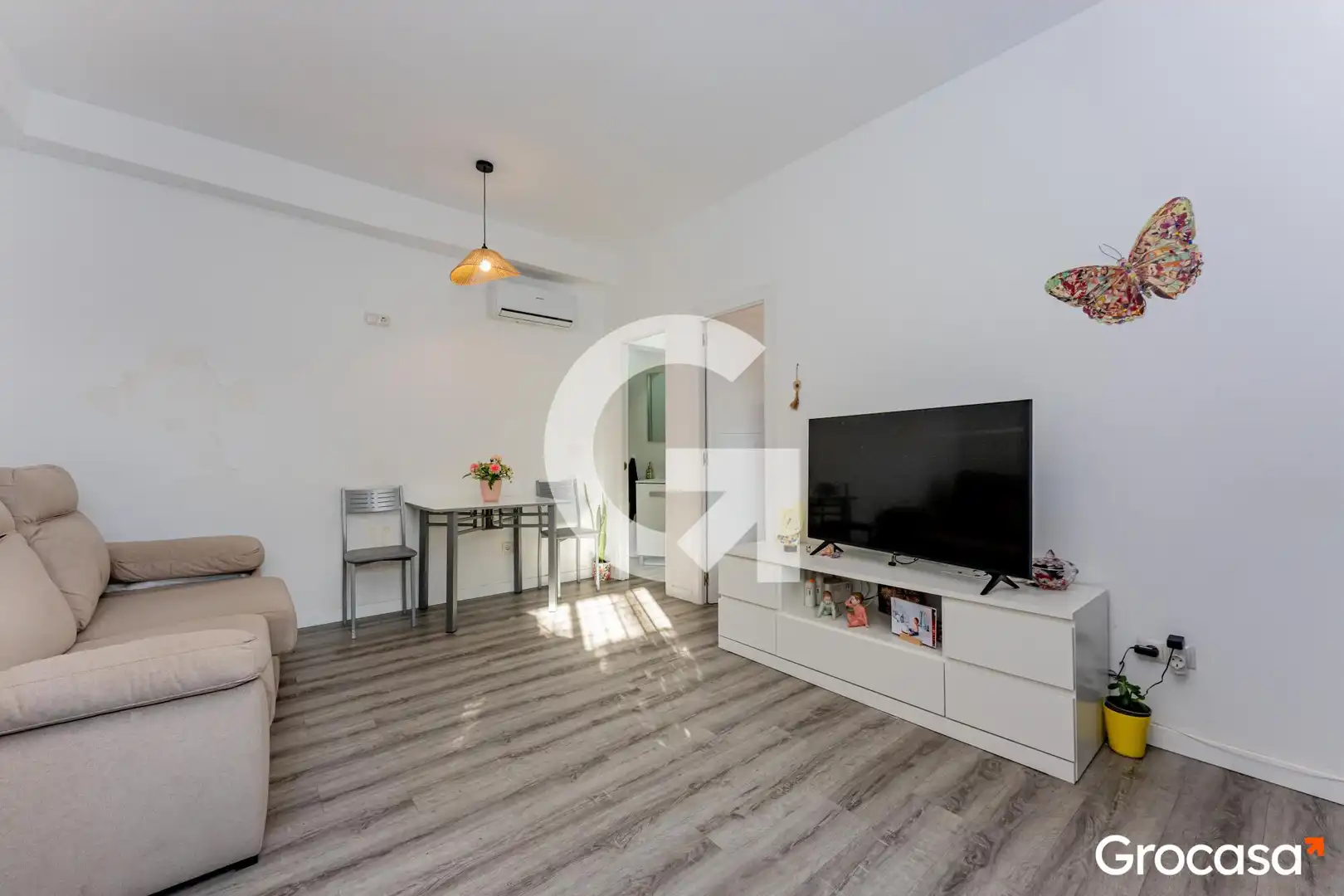 Living room of Flat for sale in Cornellà de Llobregat