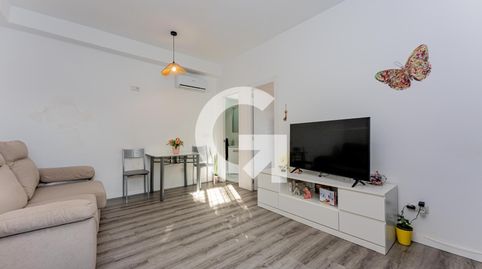 Foto 4 de Piso en venta en Cl Maria Benlliure, El Pedró, Cornellà de Llobregat