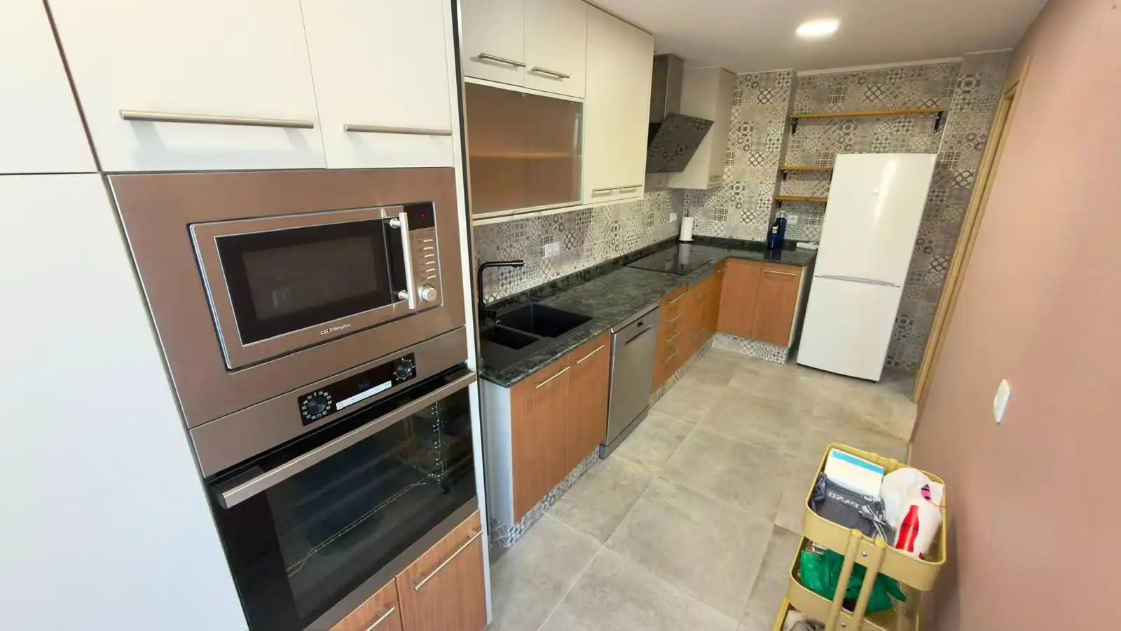 Küche von Wohnung zum Verkauf in Villajoyosa / La Vila Joiosa mit Klimaanlage, Heizung und Terrasse