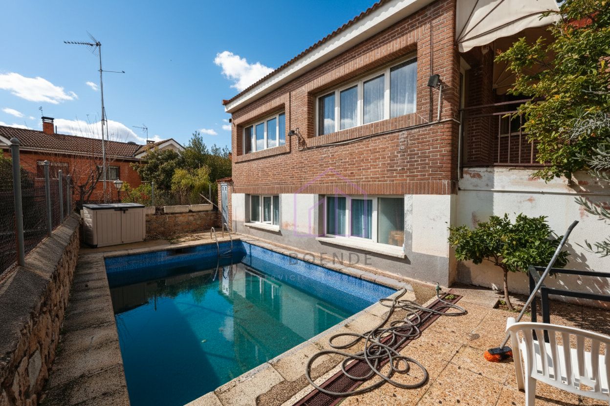 House or chalet for sale in Calle de la Rosaleda, Manzanares El Real
