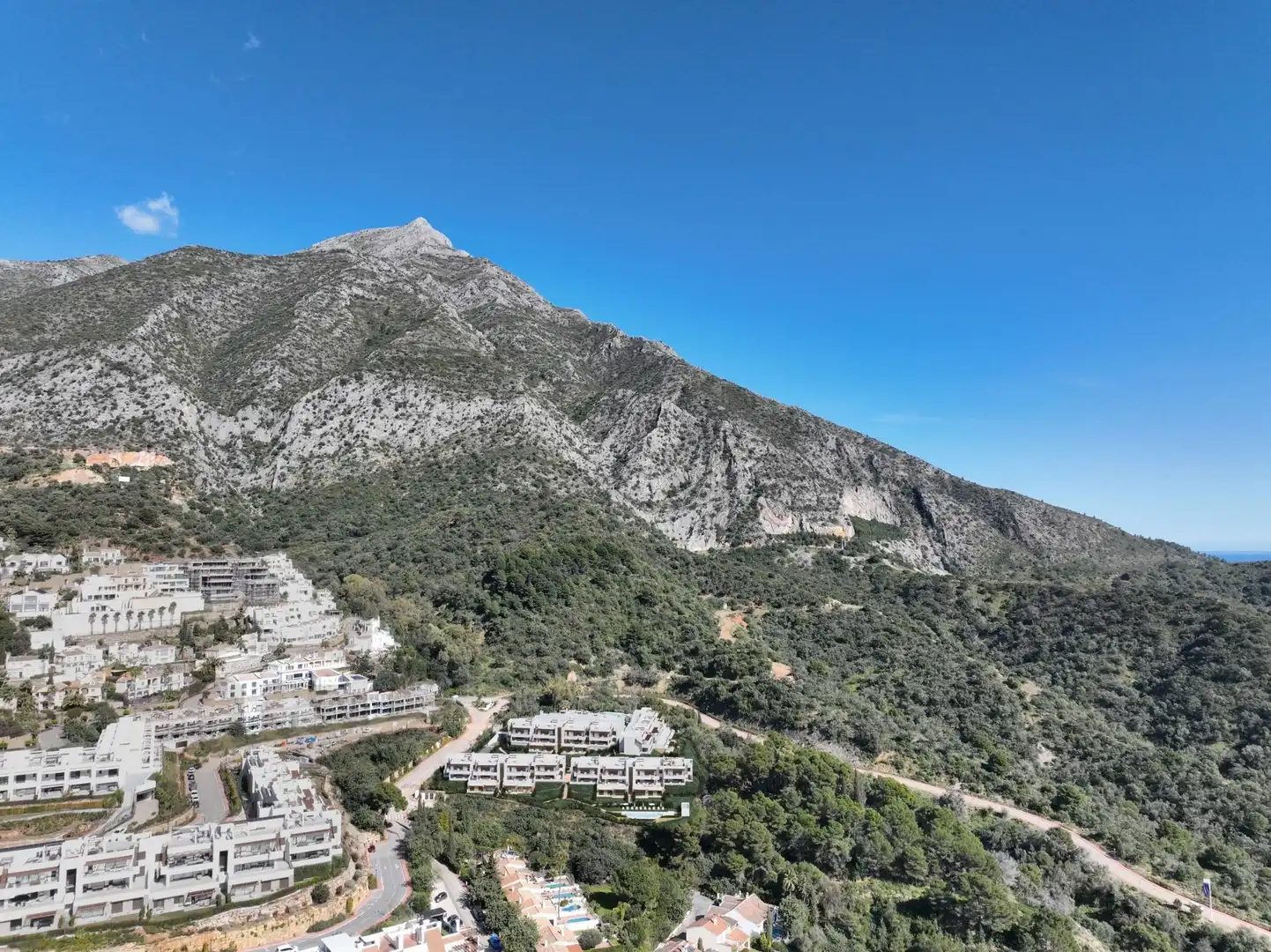 Apartamento con piscina en venta en Istán, imagen 15