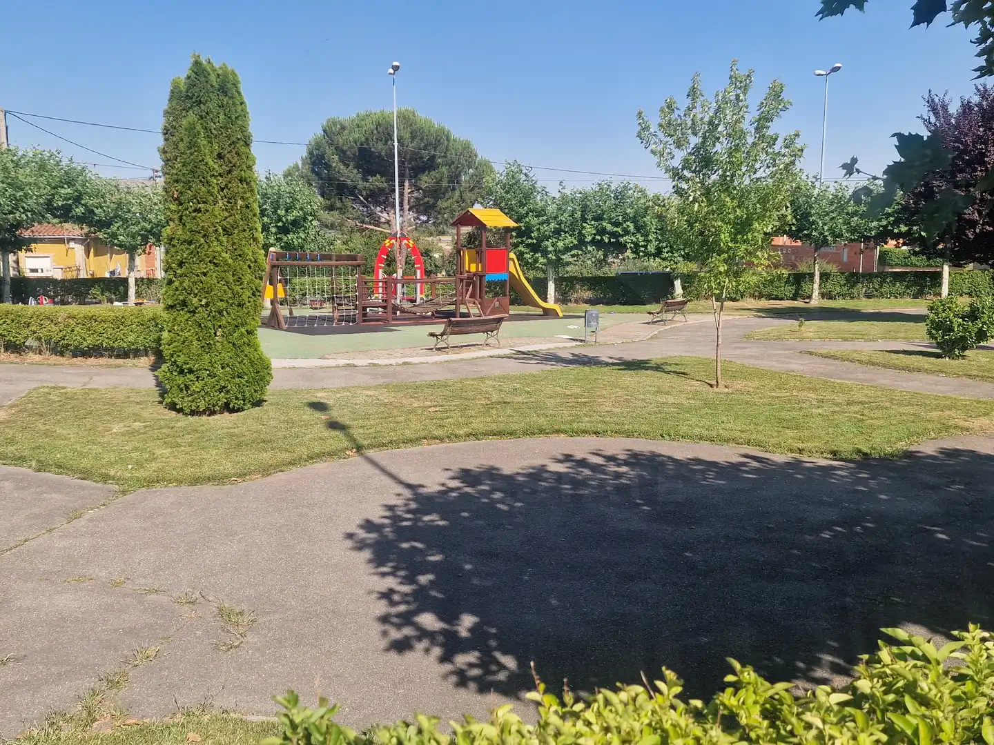 Aparcament de Finca rústica en venda en Valverde de la Virgen amb Calefacció
