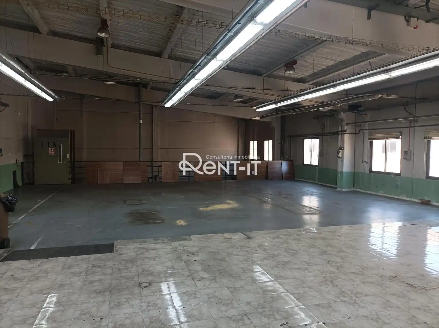 Fabrikhallen zur Miete in Sant Vicenç Dels Horts