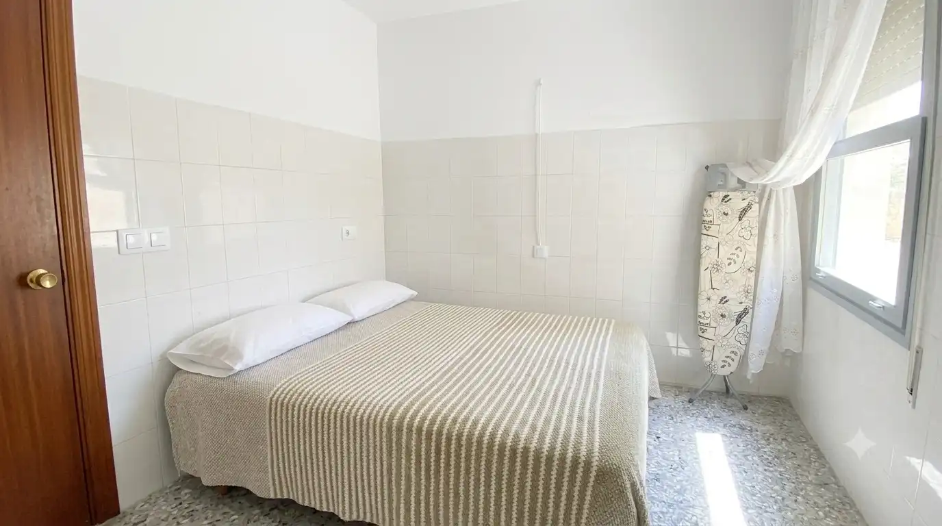 Habitación de Casa adosada en venta en Aspe con Terraza