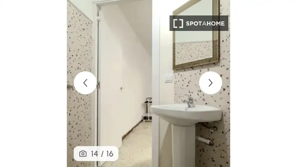 Habitació a La Nova Esquerra de l'Eixample