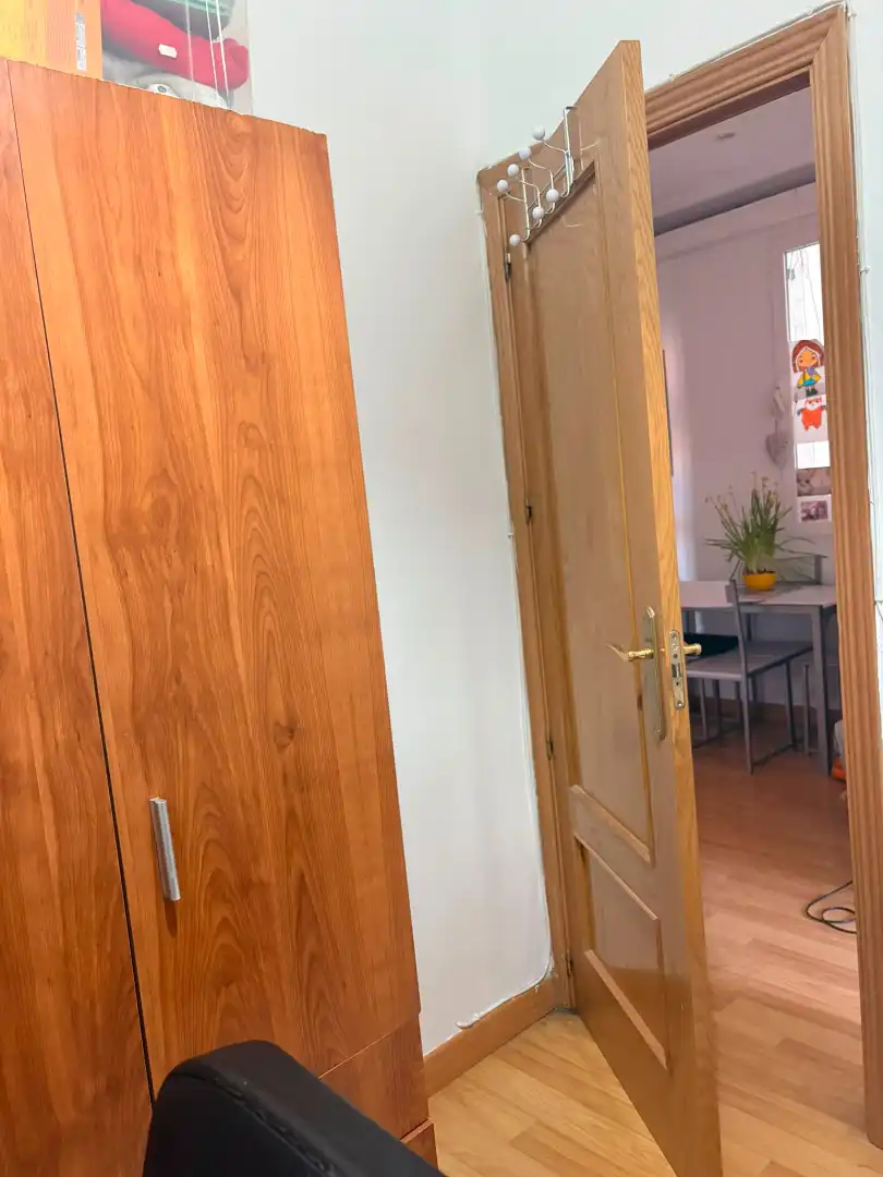 Pis per a compartir en Madrid amb Calefacció, Parquet i Moblat