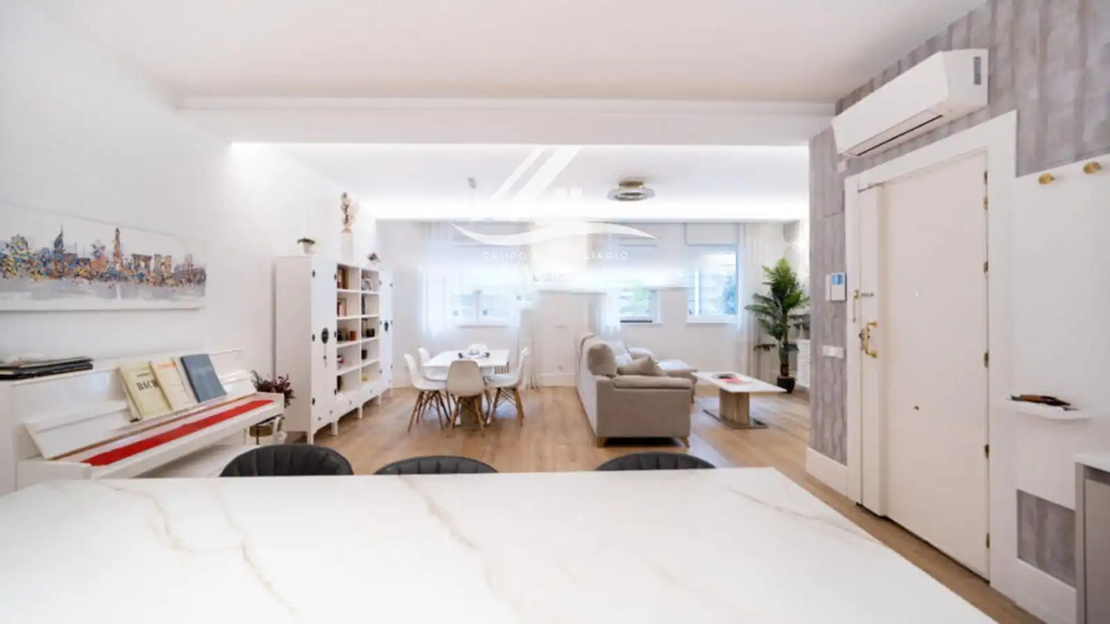 Flat with lift for sale in Goya