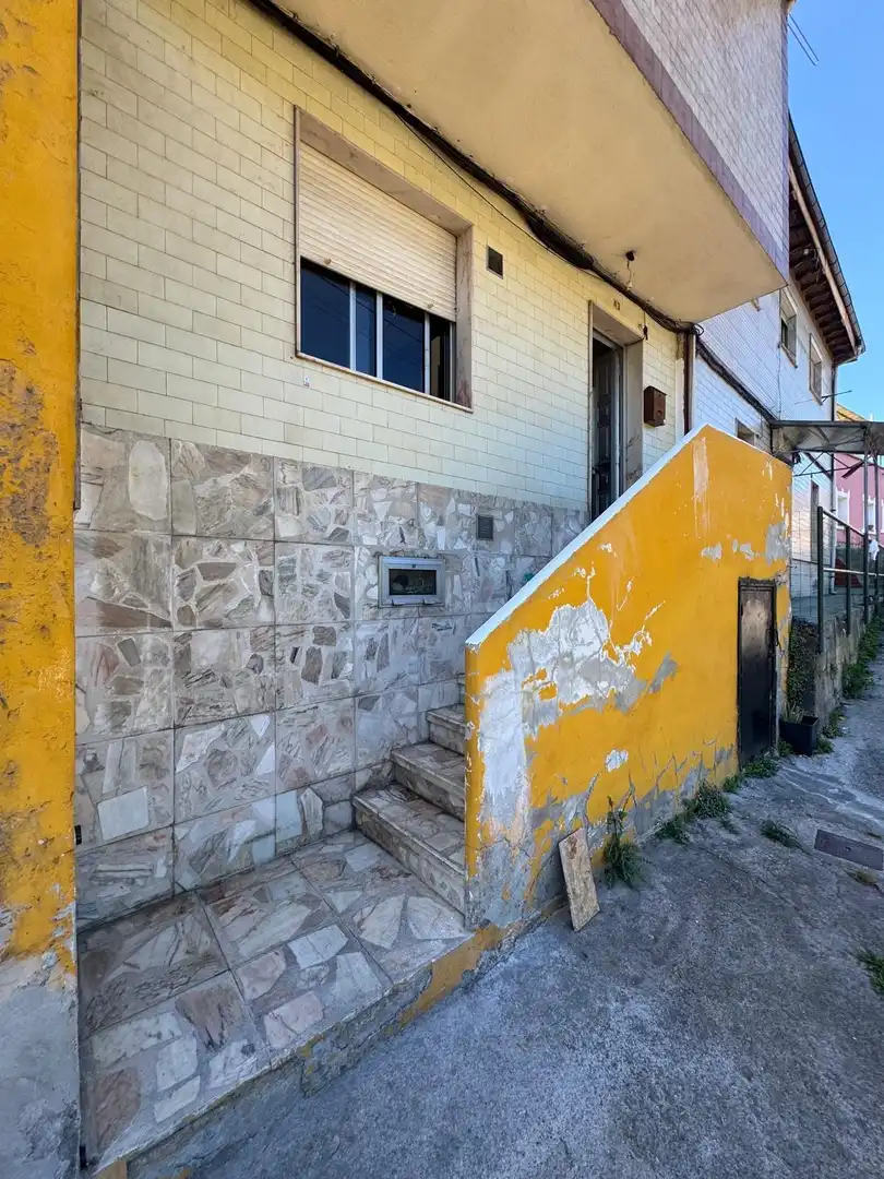 Vista exterior de Casa adosada en venda en Langreo amb Traster i Moblat