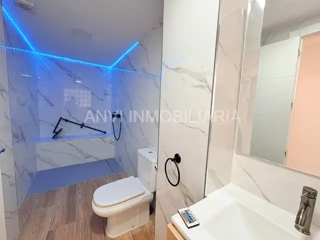 Badezimmer von Haus oder Chalet zum Verkauf in Benaguasil mit Klimaanlage und Terrasse