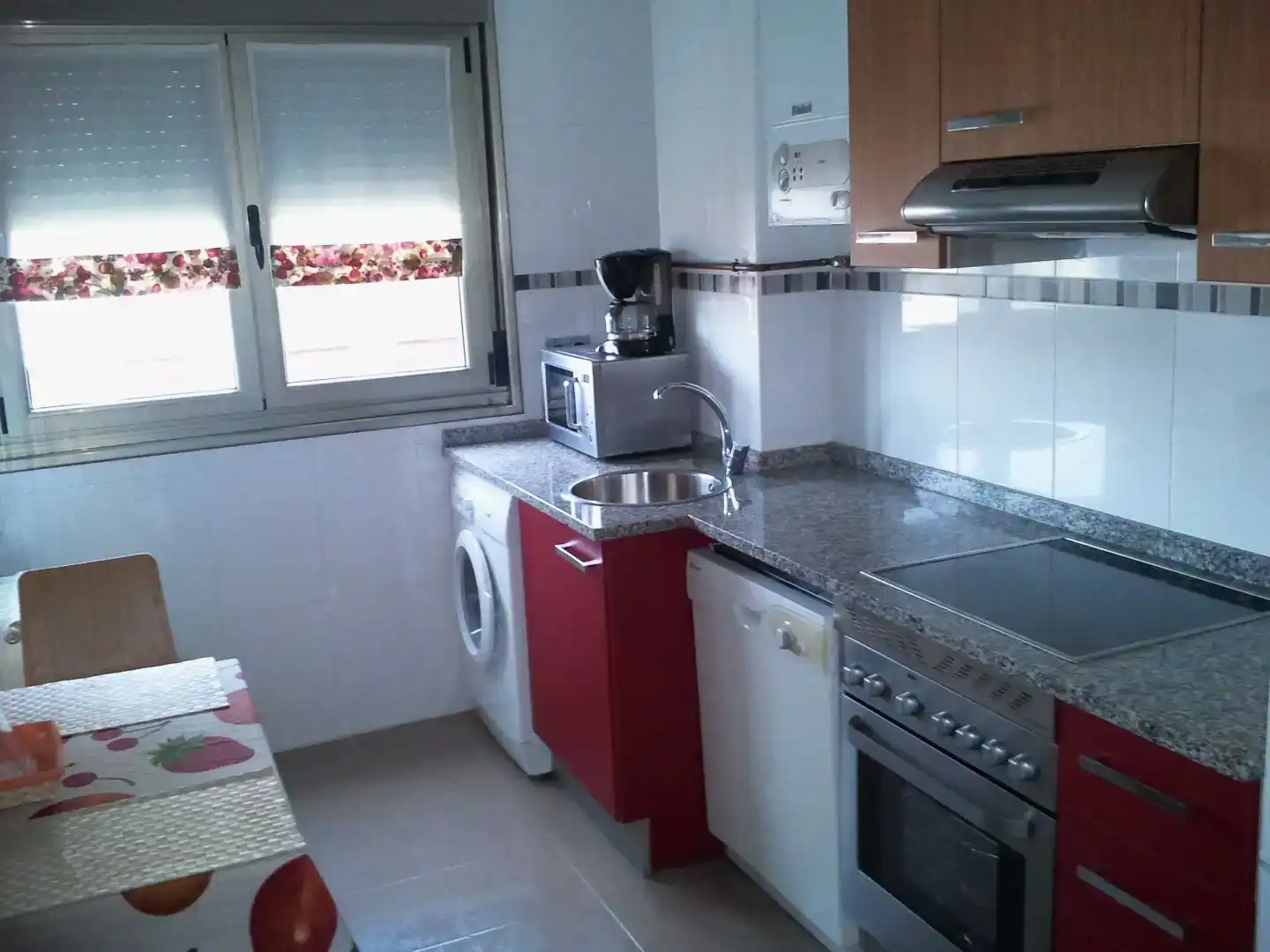 Küche von Maisonette zur Miete in Gozón mit Parkett und Möbliert