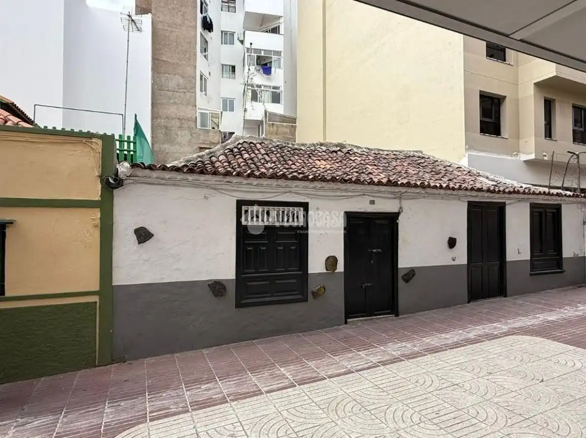 Außenansicht von Residential zum Verkauf in Puerto de la Cruz