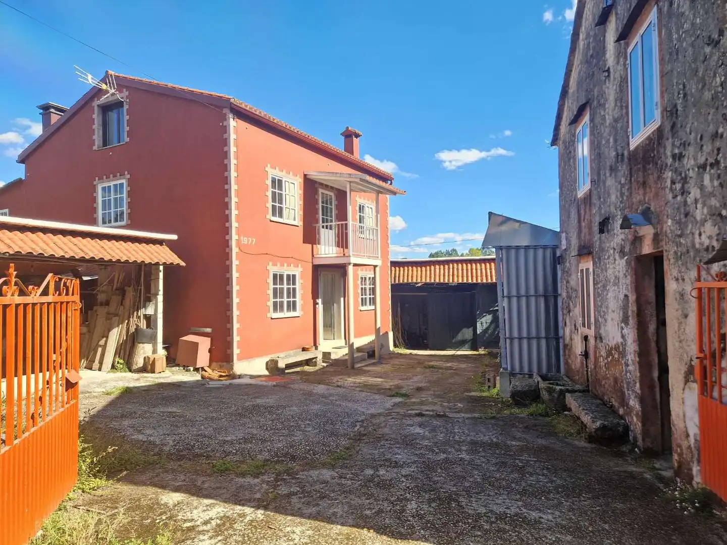 Casa en venda a Teo