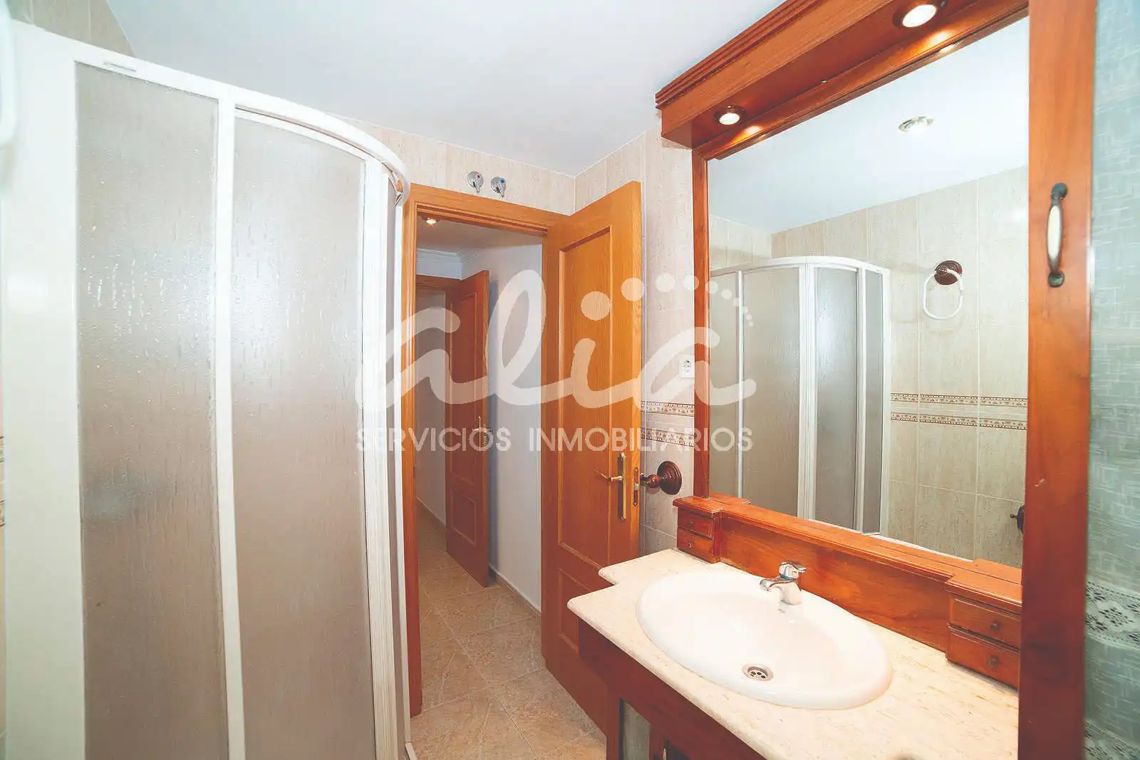 Bathroom of Flat for sale in Pinto  with Heating, Storage room and Oven