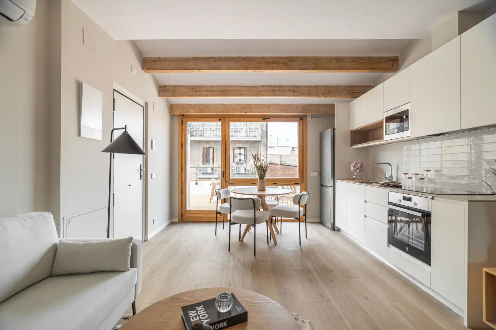 Ático de obra nueva con piscina en venta en Carrer de la Torre d'En Damians 16, imagen 3
