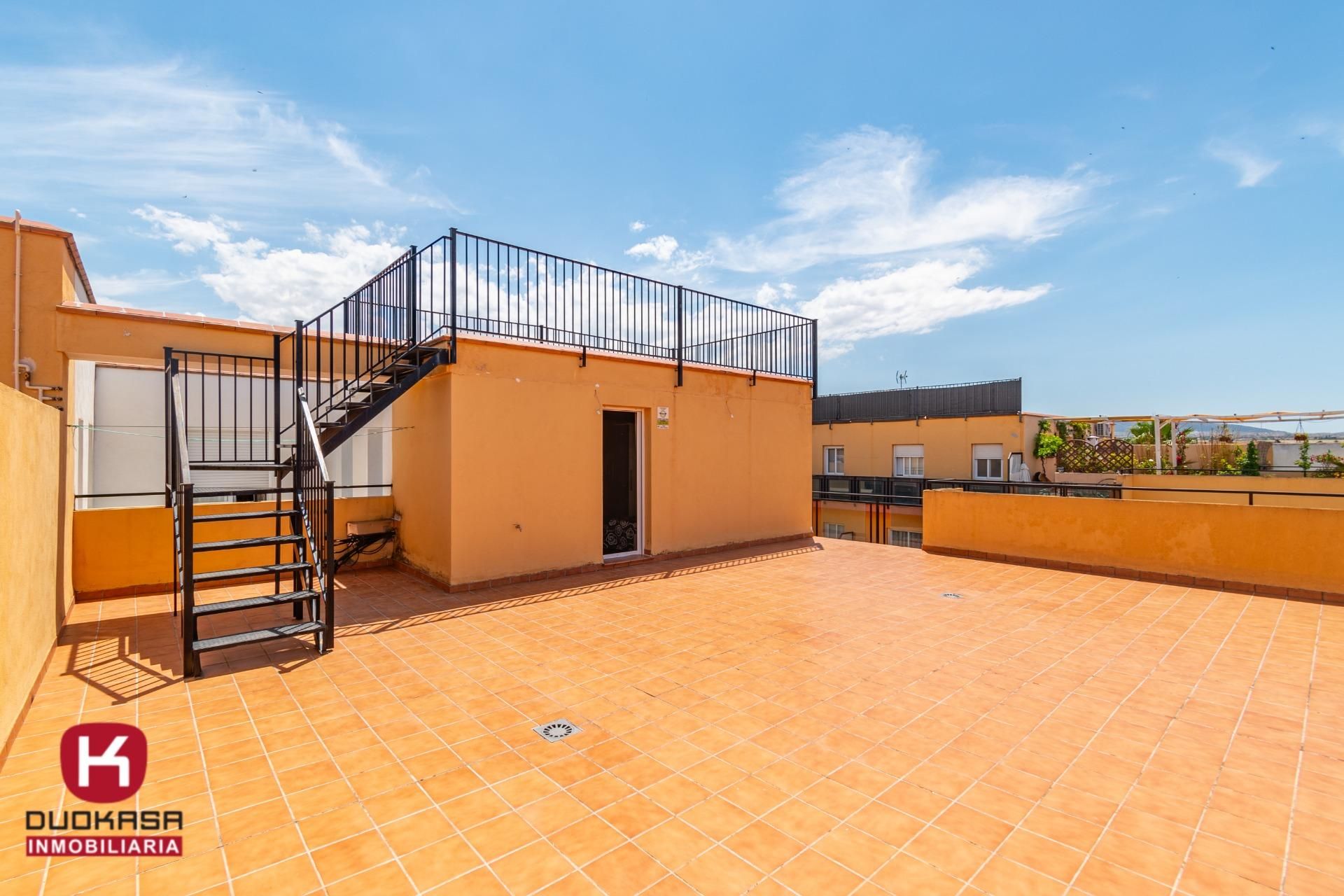 Terrace of Duplex for sale in Churriana de la Vega  with Heating, Terrace and Storage room