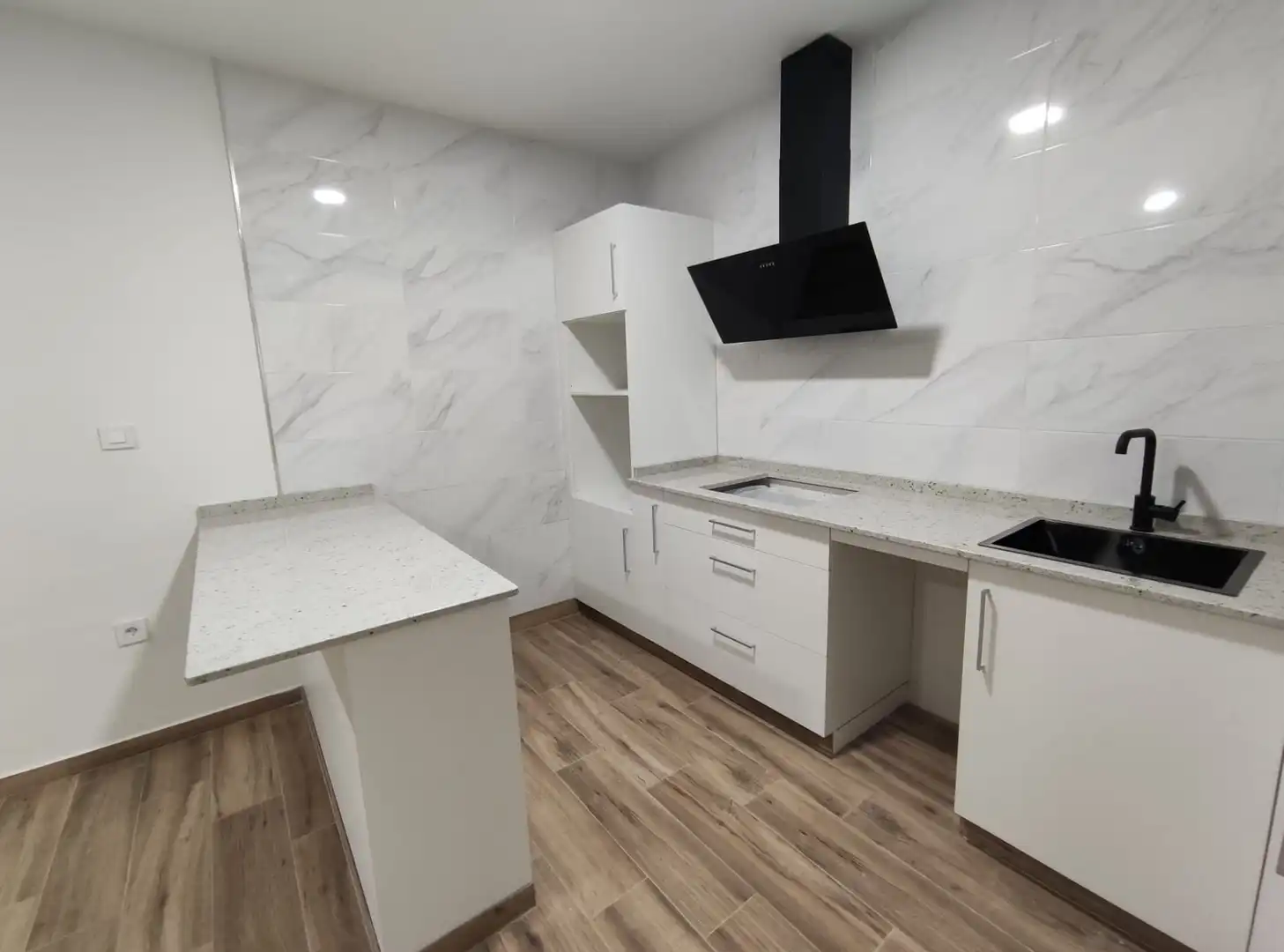 Cocina de Casa o chalet en venta en Petrer con Aire acondicionado, Parquet y Internet