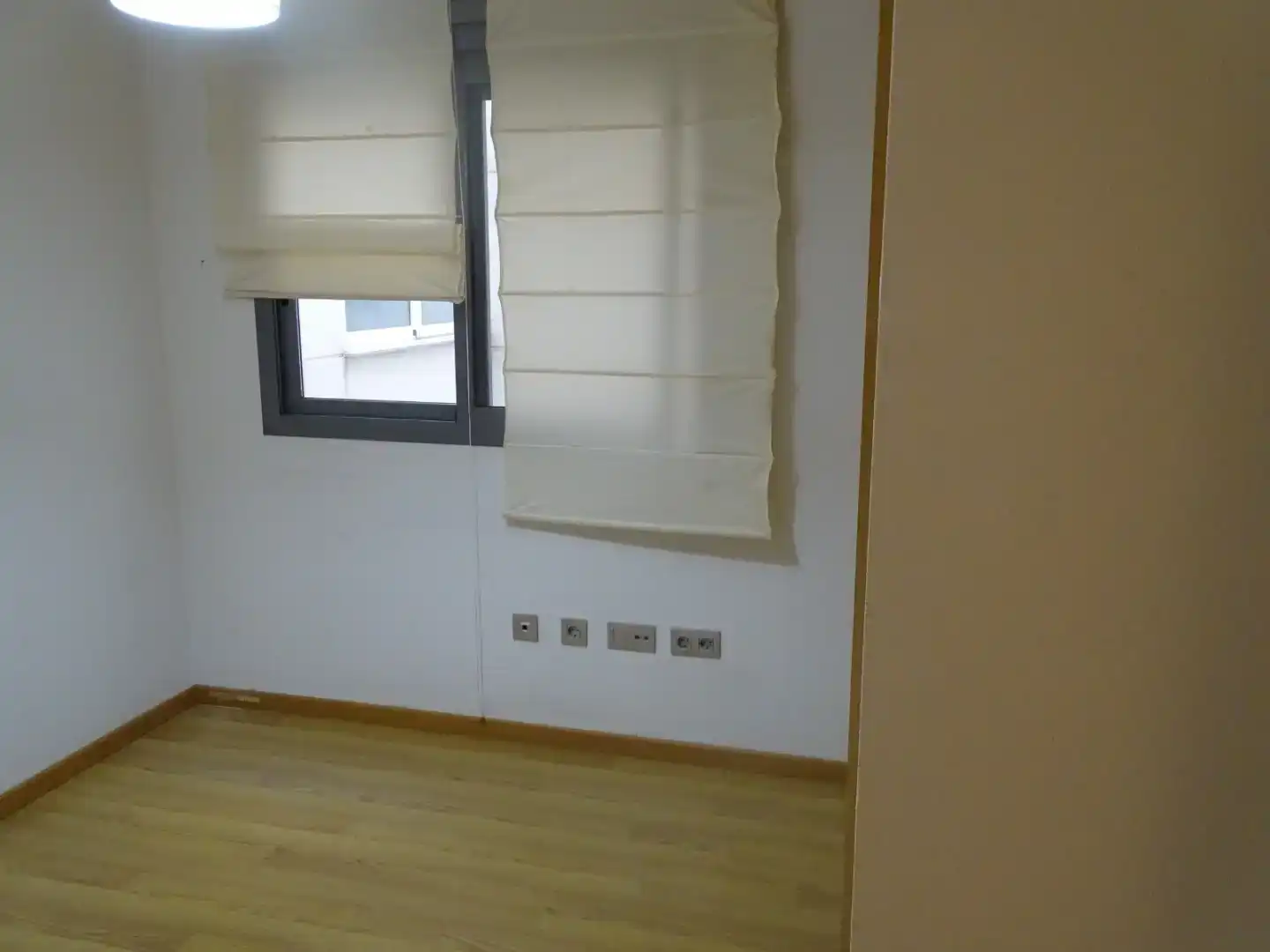Dormitori de Apartament en venda en  Murcia Capital amb Aire condicionat i Piscina