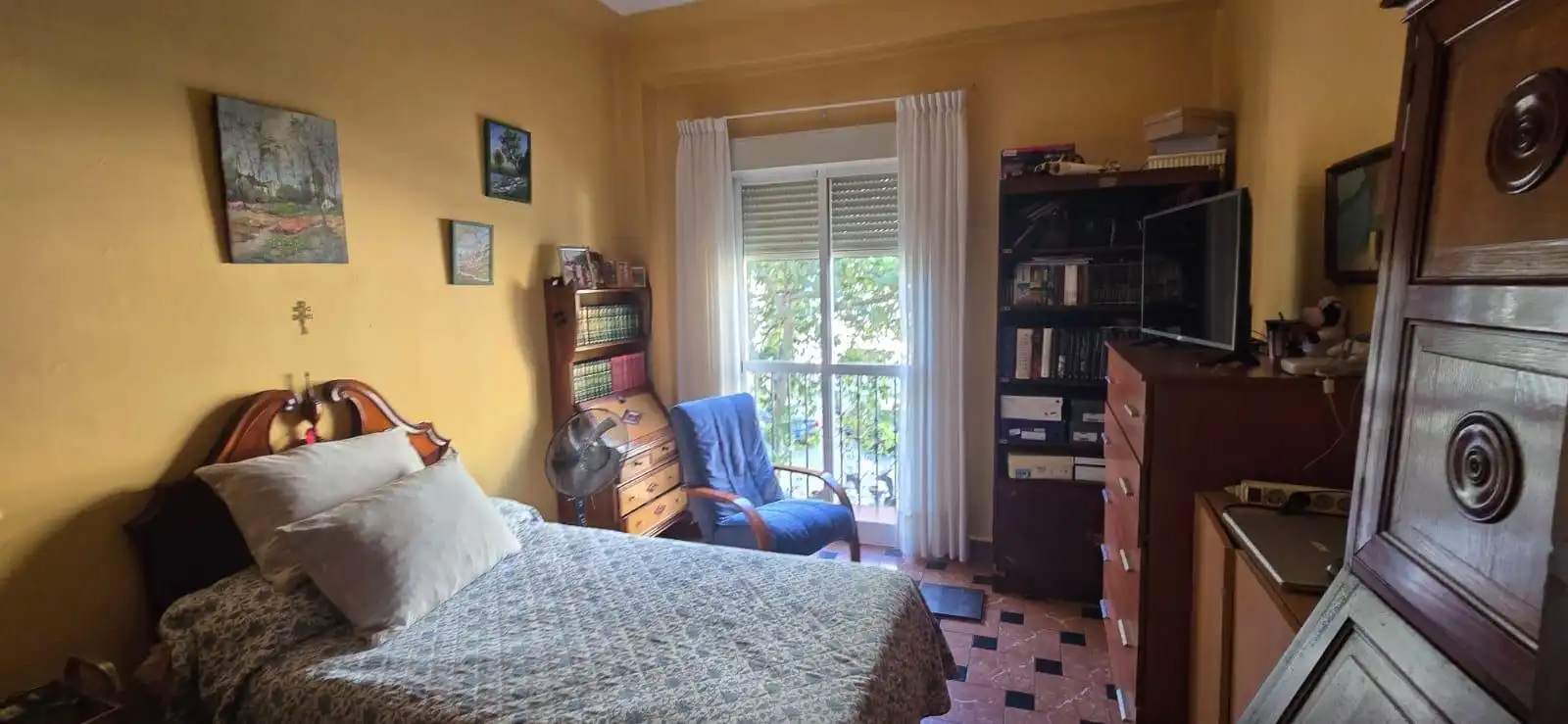 Bedroom of Flat for sale in Sevilla  with Air Conditioner, Terrace and Storage room
