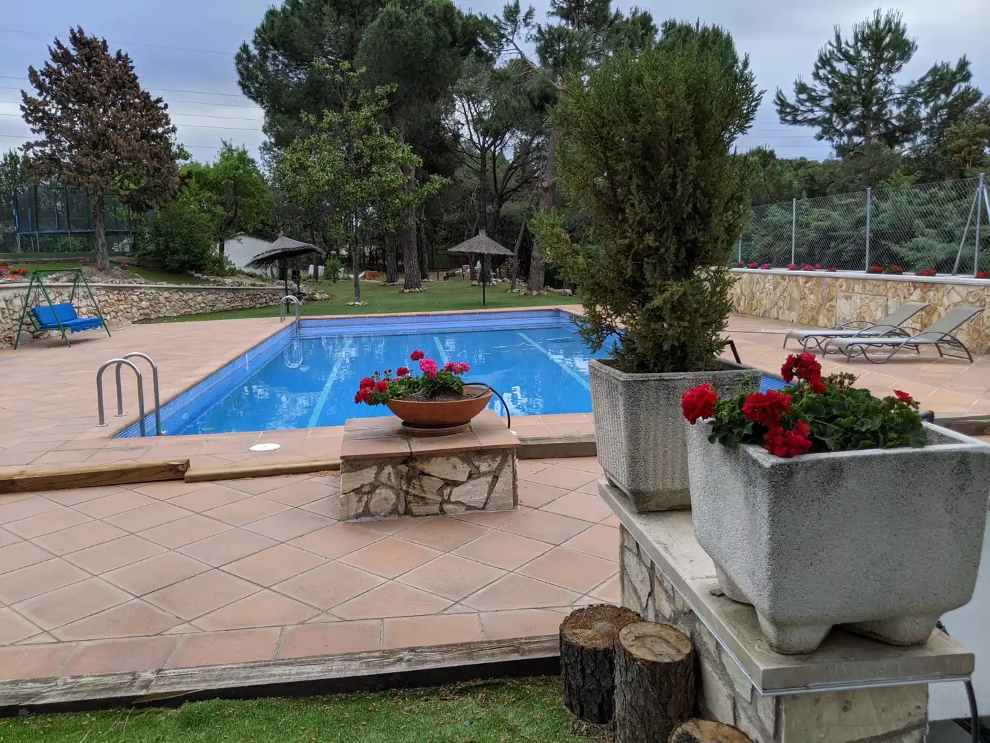 Piscina de Casa o xalet en venda en Pozuelo de Alarcón amb Aire condicionat, Calefacció i Jardí privat