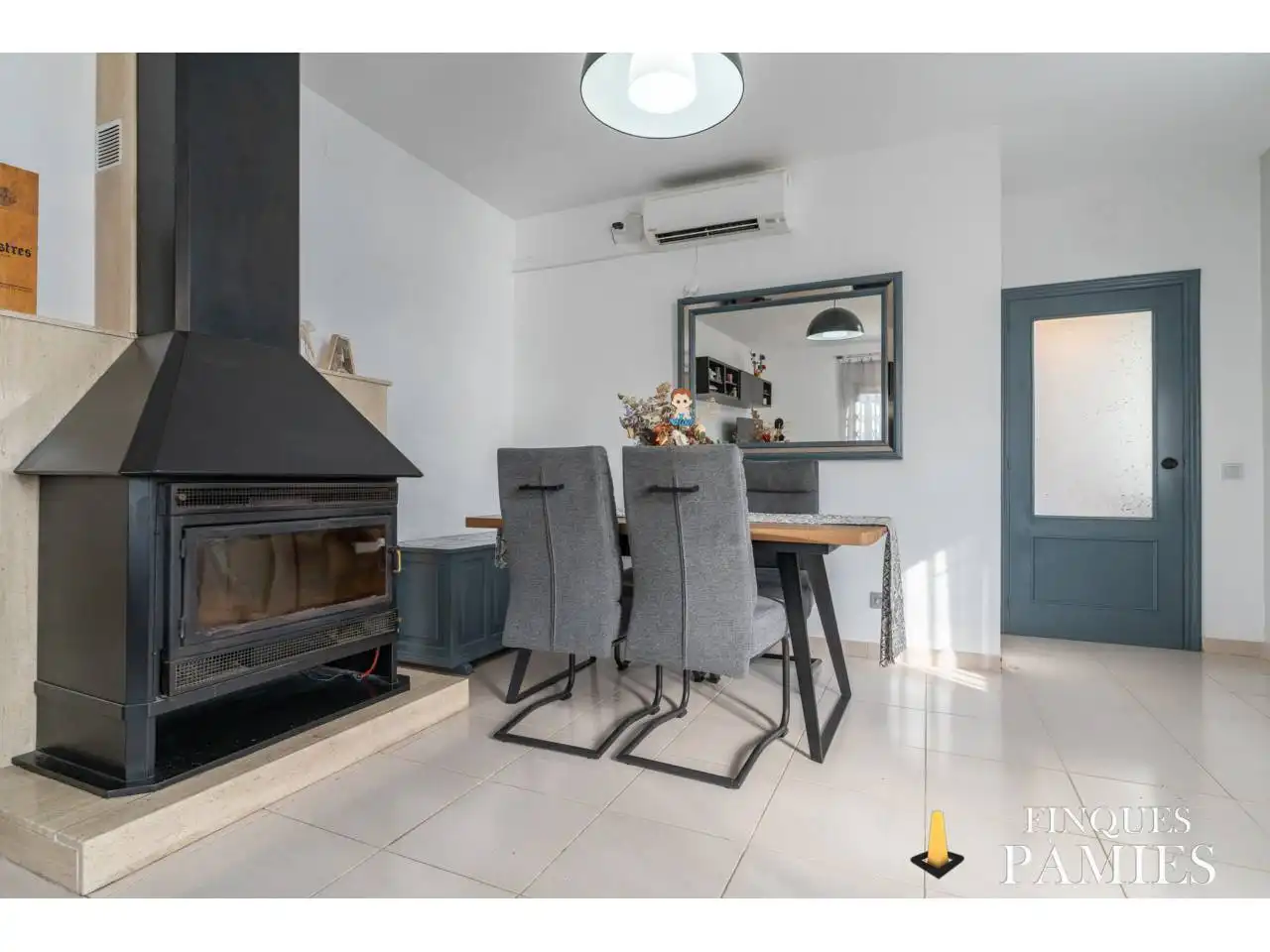Comedor de Finca rústica en venta en Reus con Aire acondicionado, Calefacción y Jardín privado