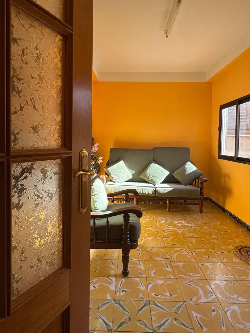 Sala d'estar de Casa o xalet en venda en Maella amb Moblat, Forn i Rentadora
