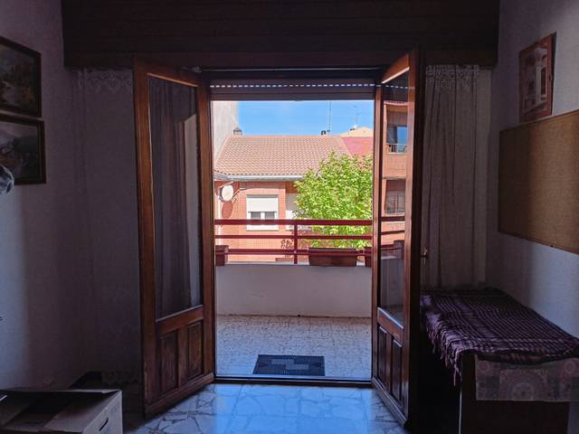 Piso en Venta en Calle Santa Ana en Pedrajas de San Esteban