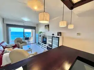 Wohnzimmer von Wohnung zur Miete in Almuñécar mit Klimaanlage, Terrasse und Möbliert
