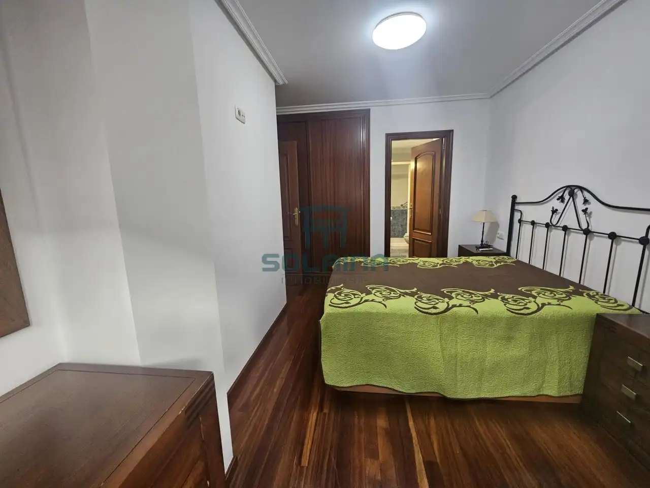 Schlafzimmer von Wohnungen zur Miete in Ourense Capital  mit Heizung und Möbliert
