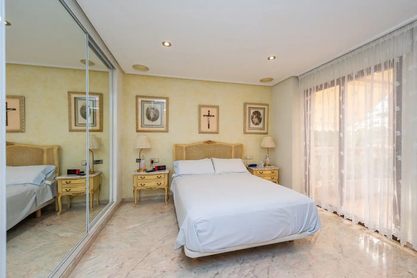 Bedroom of Houses for sale in Petrer  with Air Conditioner, Heating and Private garden