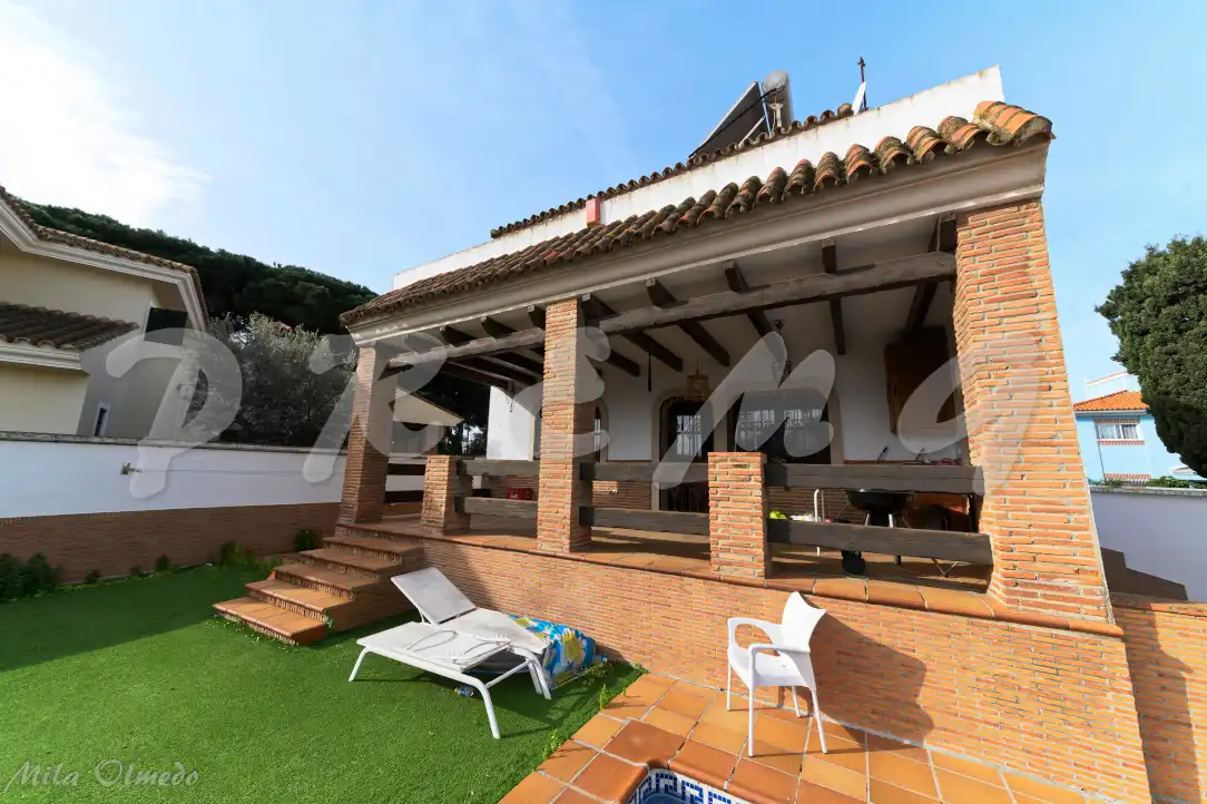 Houses for sale in Los Pinos