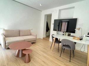 Piso en Alquiler en Calle de San José en Cortes - Huertas