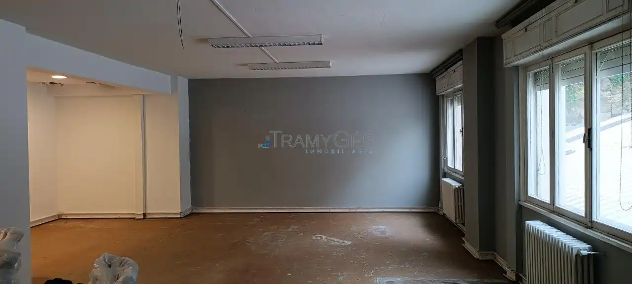 Office for sale in Vigo   with Heating