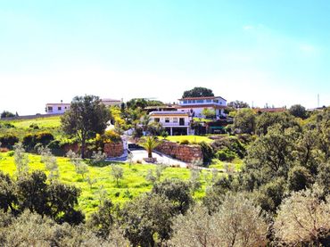 Casa rústica con piscina en venta en La Cala Golf - Lagar Martell