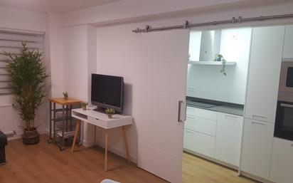 Kitchen of Flat to rent in Pontevedra Capital   with Heating, Parquet flooring and Furnished