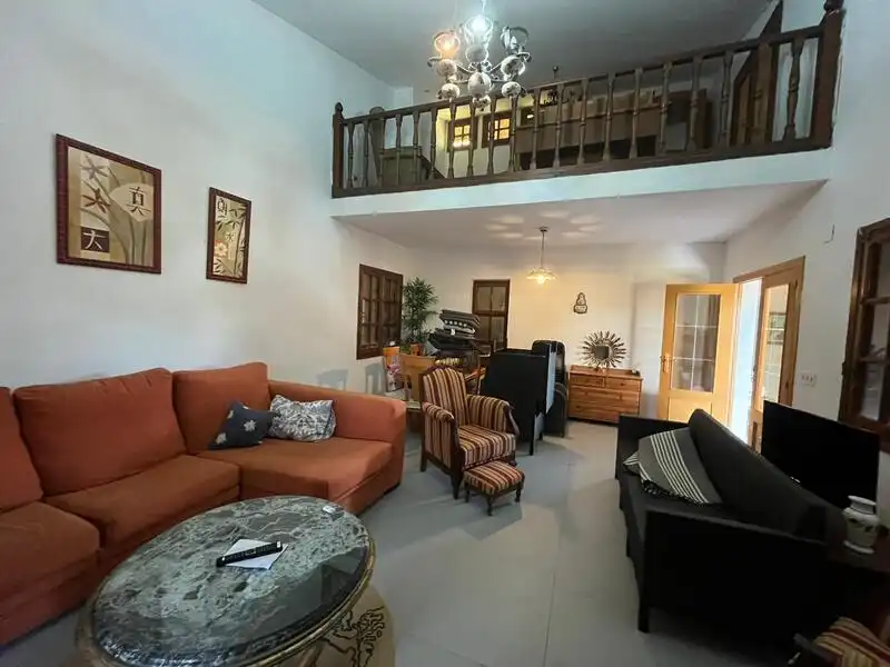 Sala de estar de Casa o chalet en venta en Cazalegas con Piscina