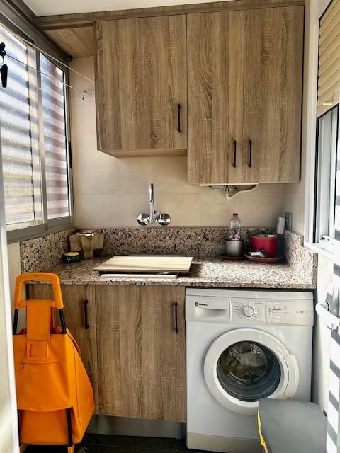 Kitchen of Flat for sale in  Valencia Capital  with Air Conditioner, Private garden and Balcony