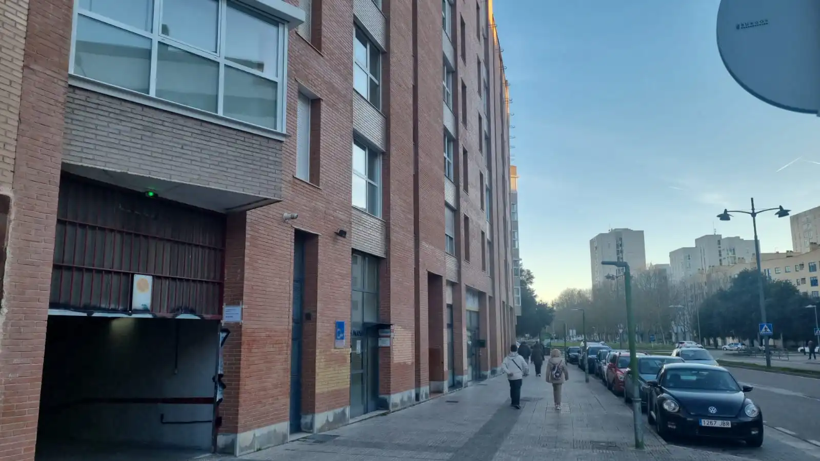 Exterior view of Garage for sale in Burgos